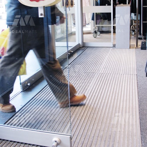Entrance carpet store